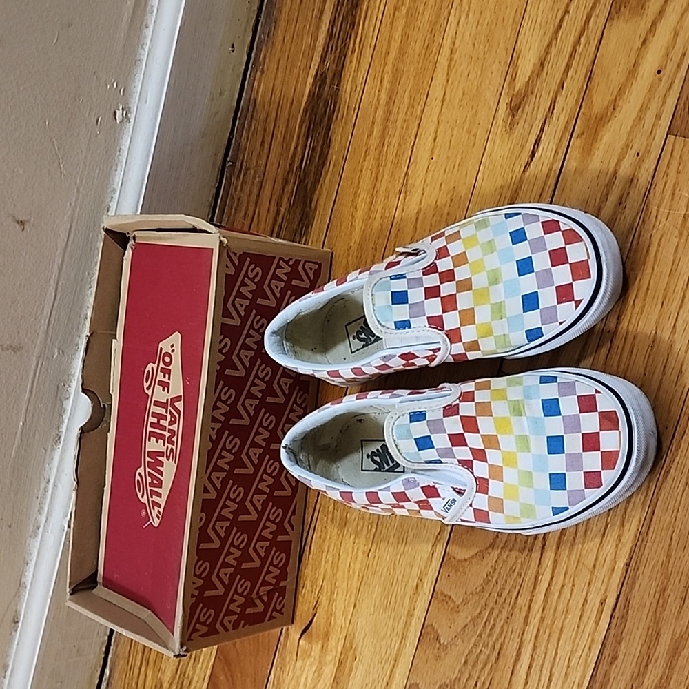 RAINBOW/TRUE WHITE VANS